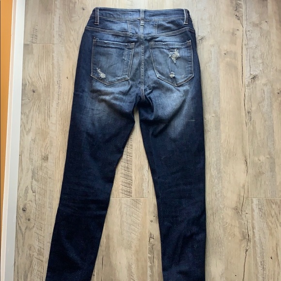 Ripped skinny jeans barely worn - Picture 2 of 2